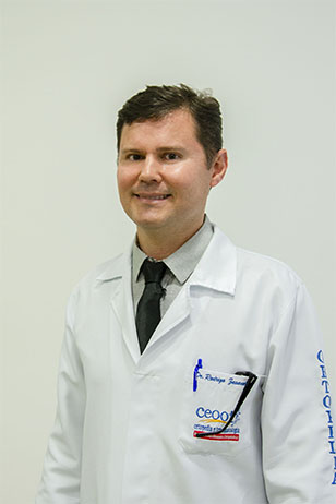 Dr. Rodrigo Zavanela