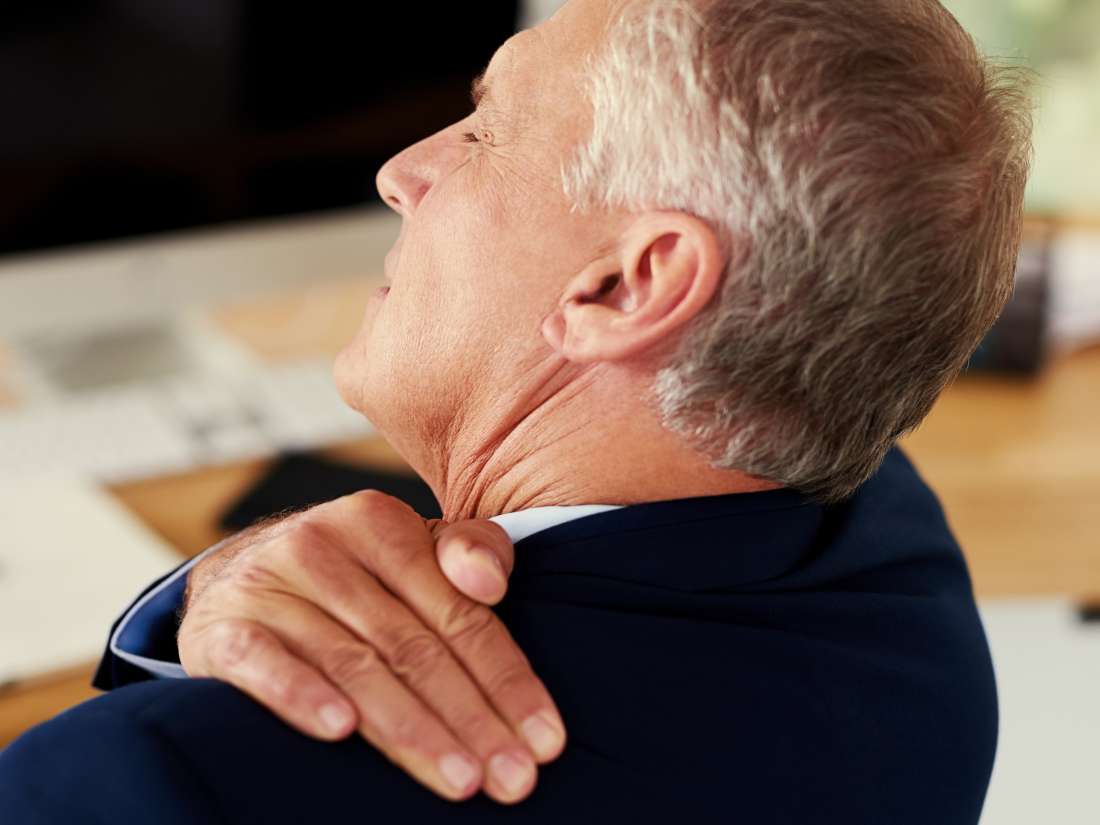 Tendinite e bursite no ombro causam muita dor